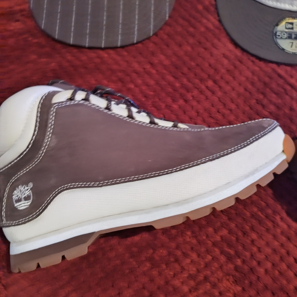 Stylish Brown Leather Boots for Men